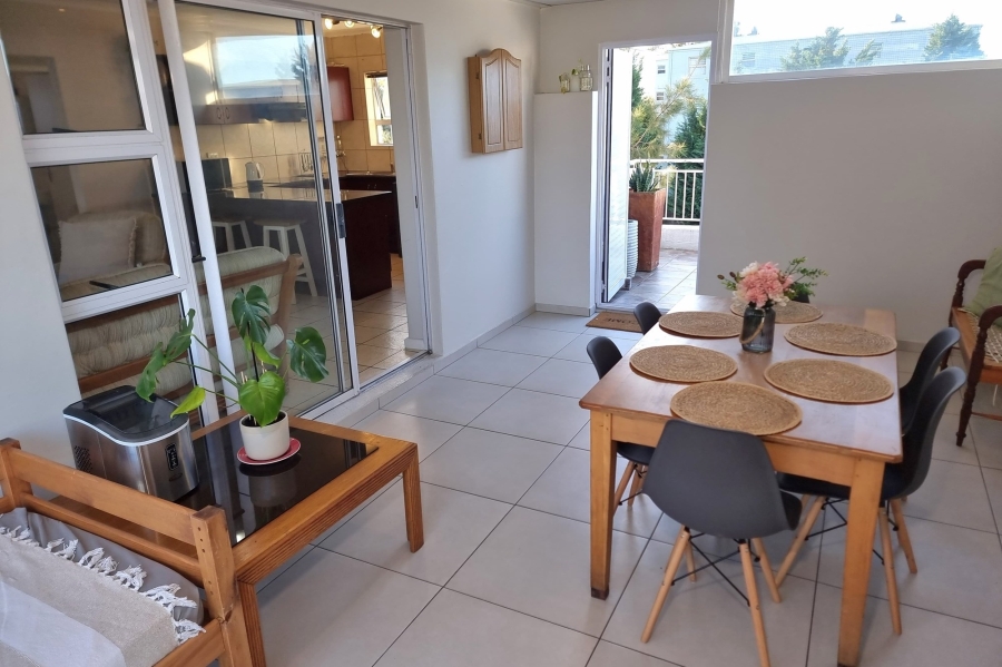 To Let 2 Bedroom Property for Rent in Vredekloof East Western Cape